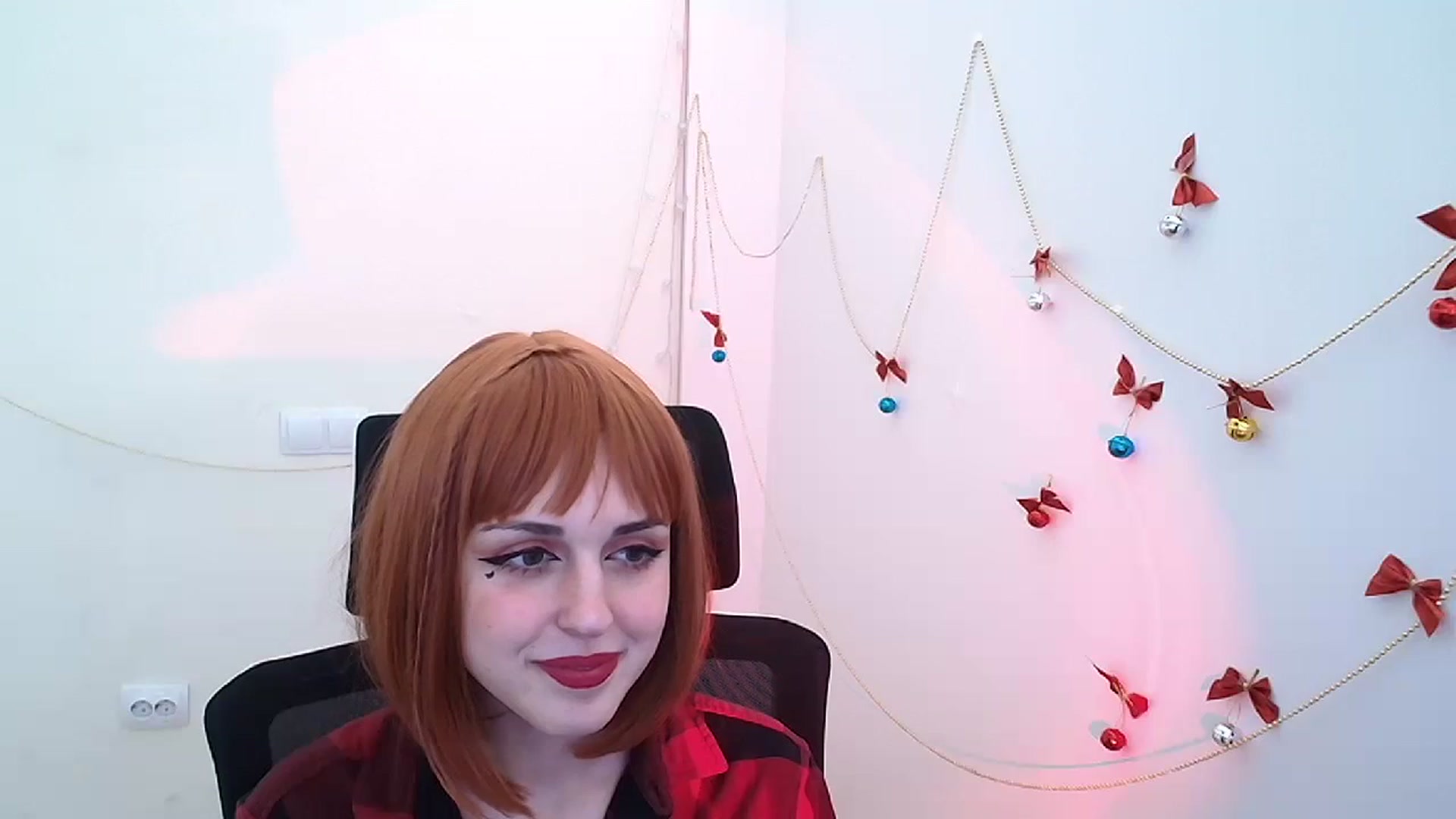 Gallery image thumbnail from Lurenn's myfreecams stream on, 12/26/2023, 09:39 image 11 of 20
