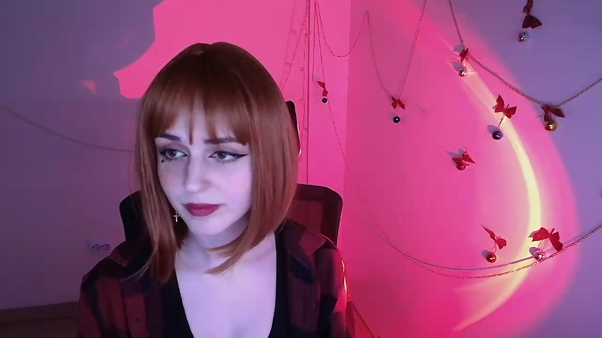 Gallery image thumbnail from Lurenn's myfreecams stream on, 12/26/2023, 12:44 image 3 of 20