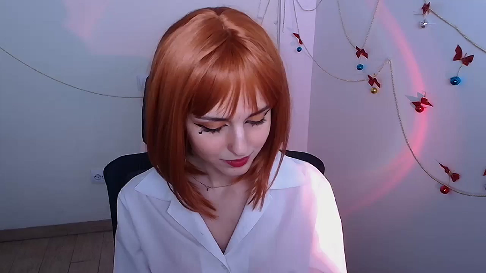 Gallery image thumbnail from Lurenn's myfreecams stream on, 12/27/2023, 17:13 image 13 of 20