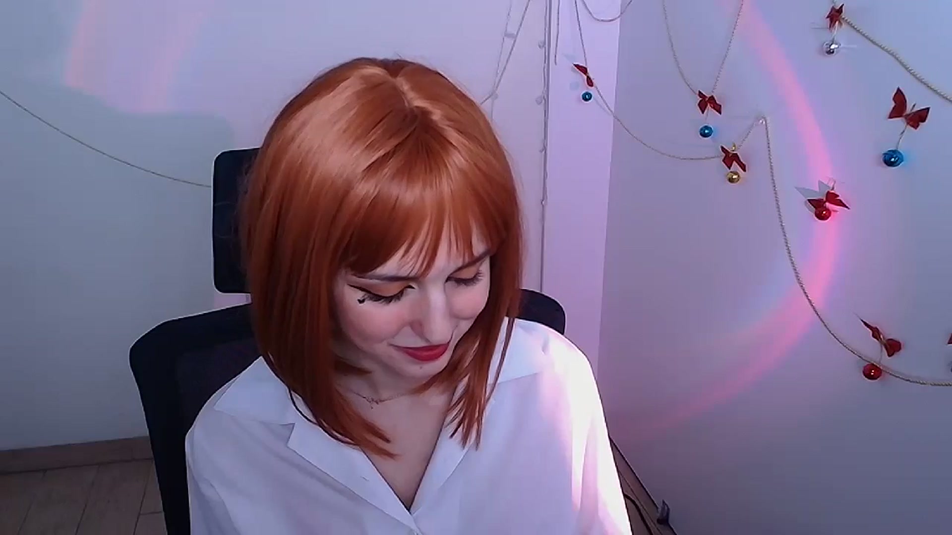 Gallery image thumbnail from Lurenn's myfreecams stream on, 12/27/2023, 17:13 image 20 of 20
