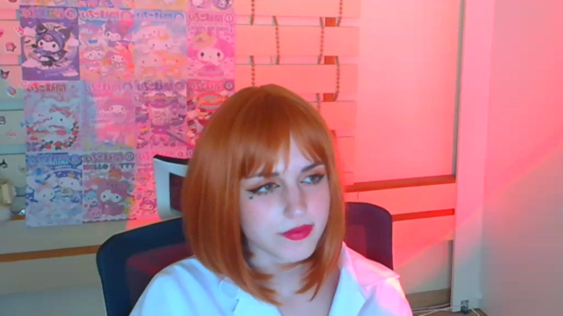 Gallery image thumbnail from Lurenn's myfreecams stream on, 12/29/2023, 10:38 image 20 of 20