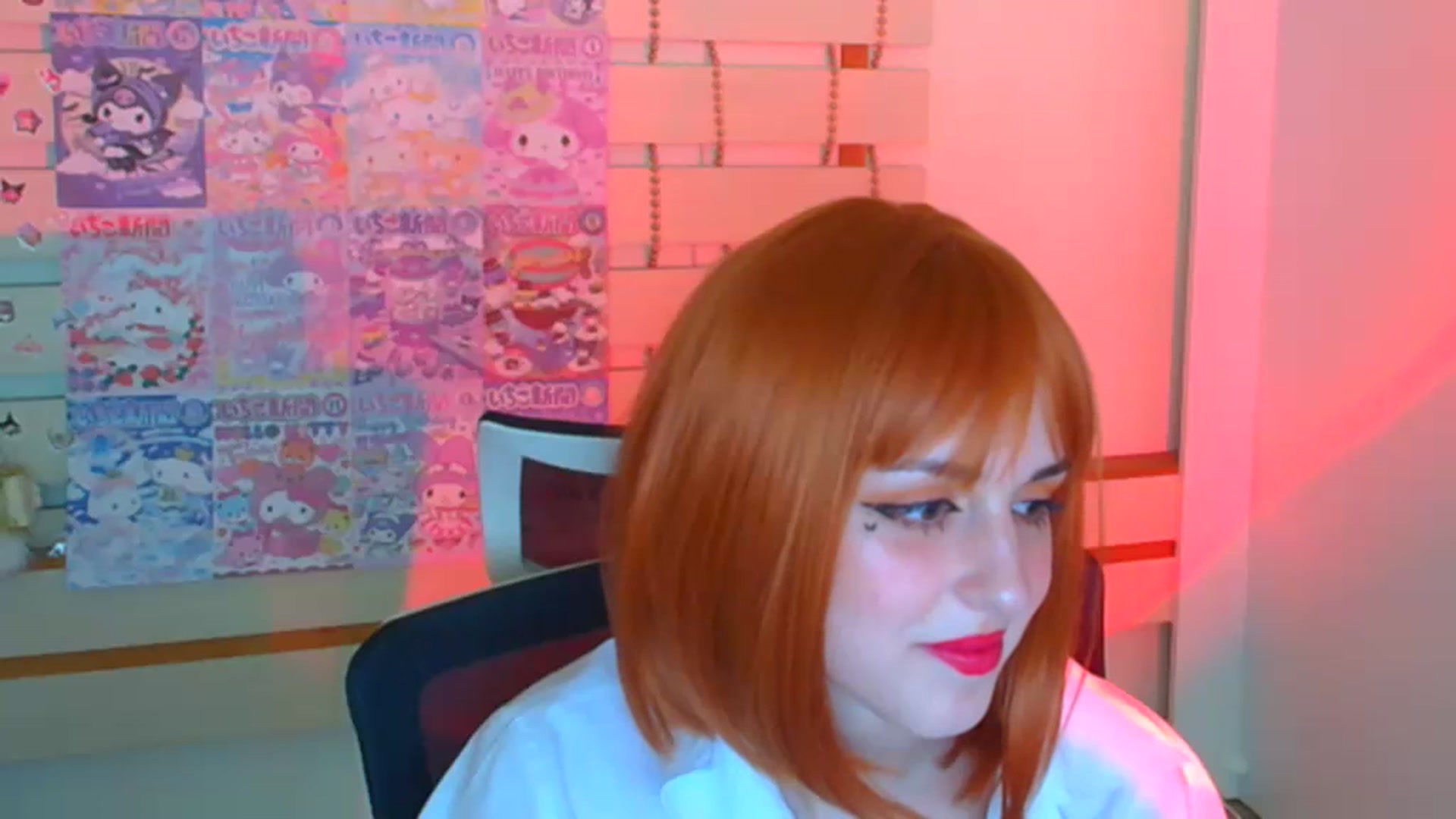 Gallery image thumbnail from Lurenn's myfreecams stream on, 12/29/2023, 10:38 image 6 of 20