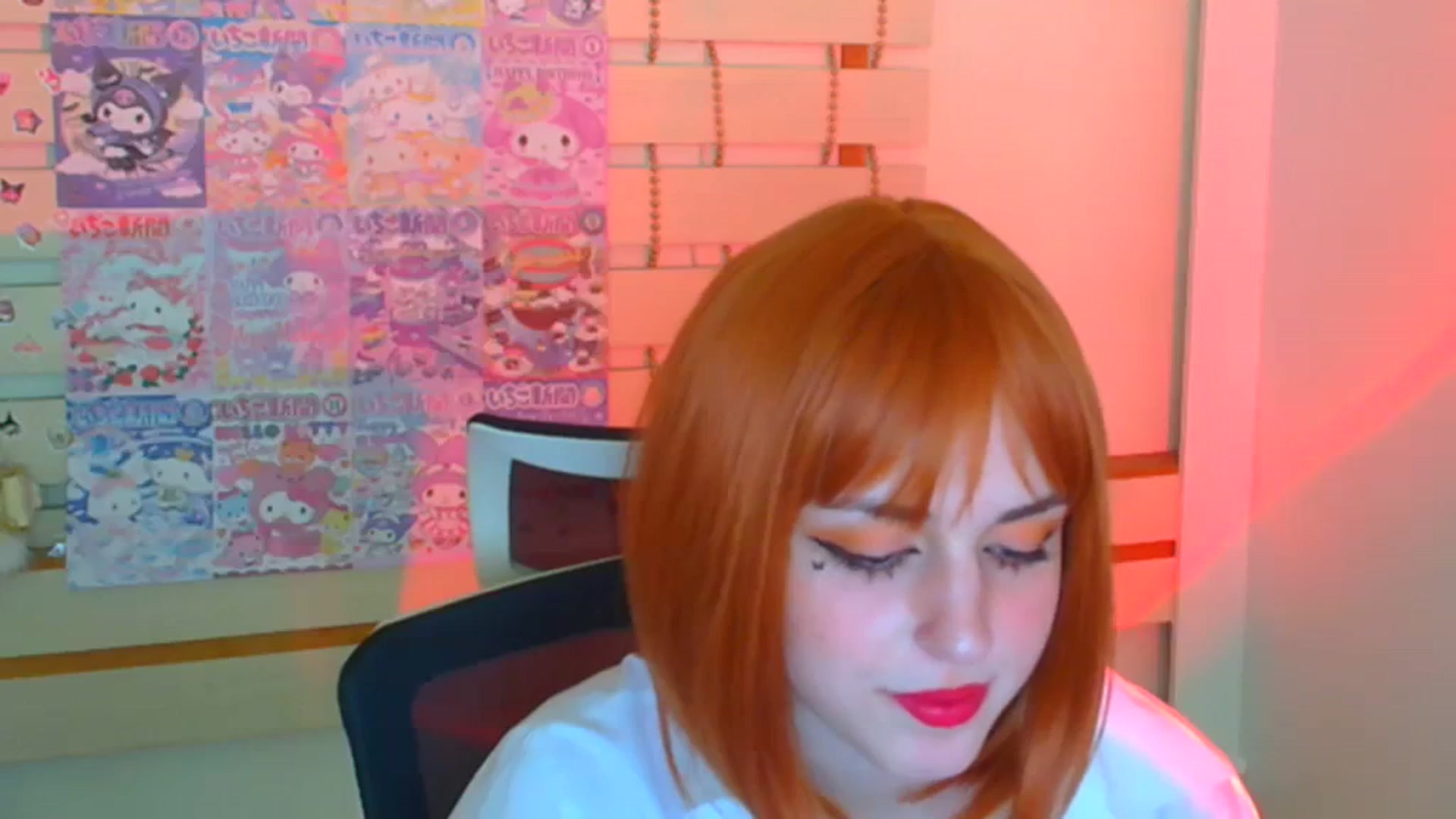 Gallery image thumbnail from Lurenn's myfreecams stream on, 12/29/2023, 10:38 image 3 of 20
