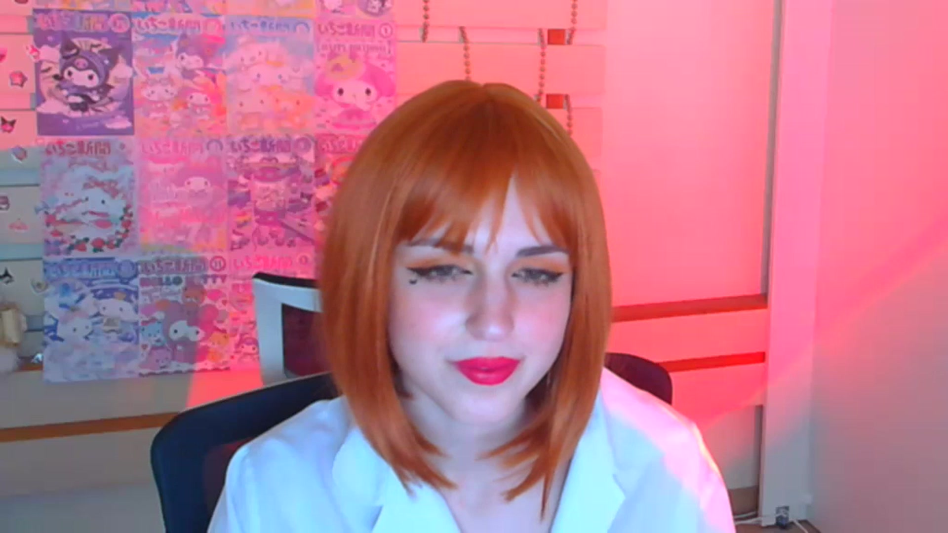 Gallery image thumbnail from Lurenn's myfreecams stream on, 12/29/2023, 10:38 image 15 of 20