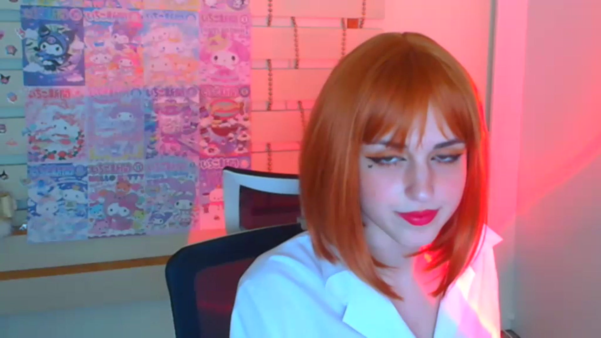 Gallery image thumbnail from Lurenn's myfreecams stream on, 12/29/2023, 10:38 image 10 of 20