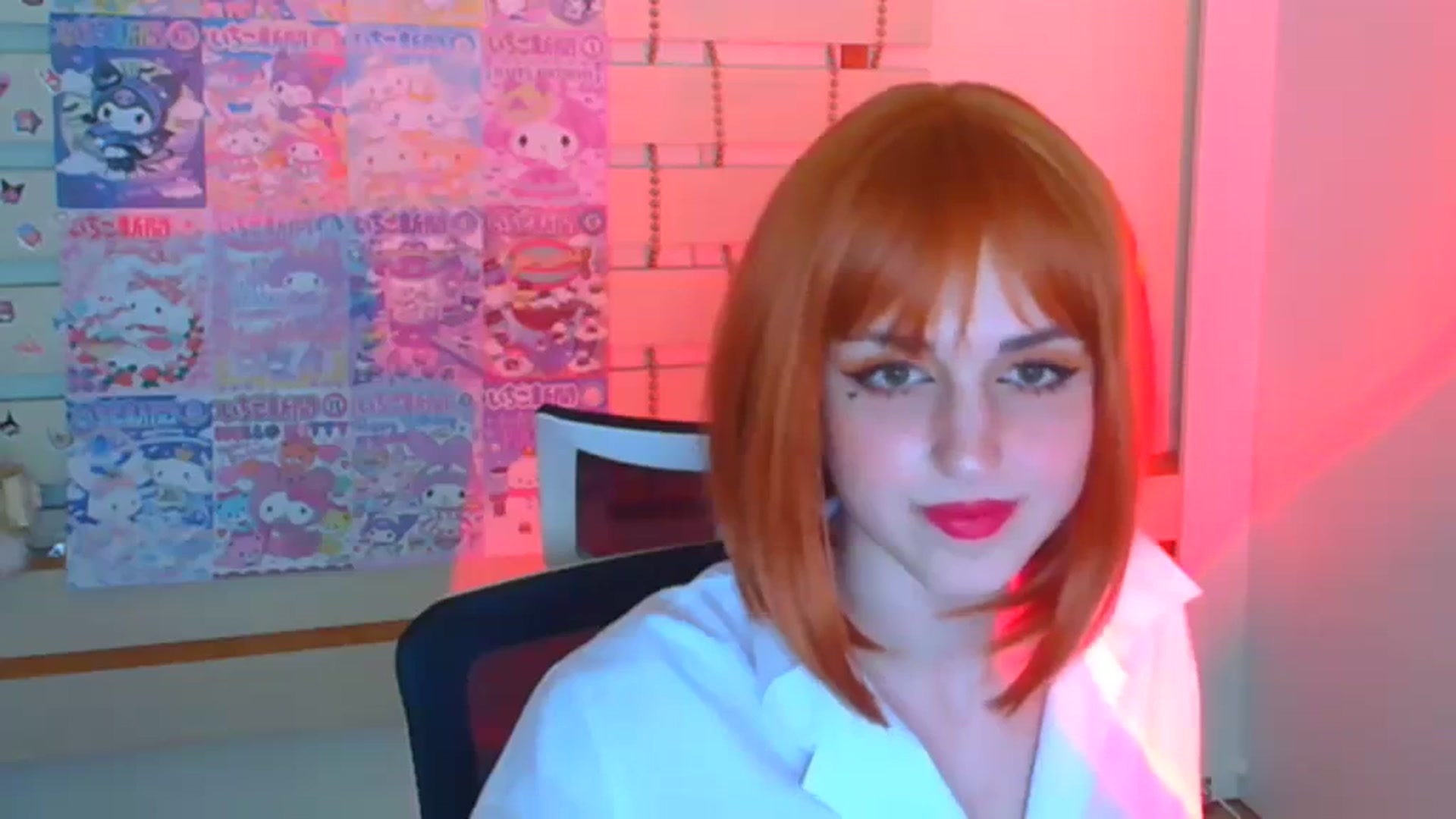 Gallery image thumbnail from Lurenn's myfreecams stream on, 12/29/2023, 10:38 image 11 of 20