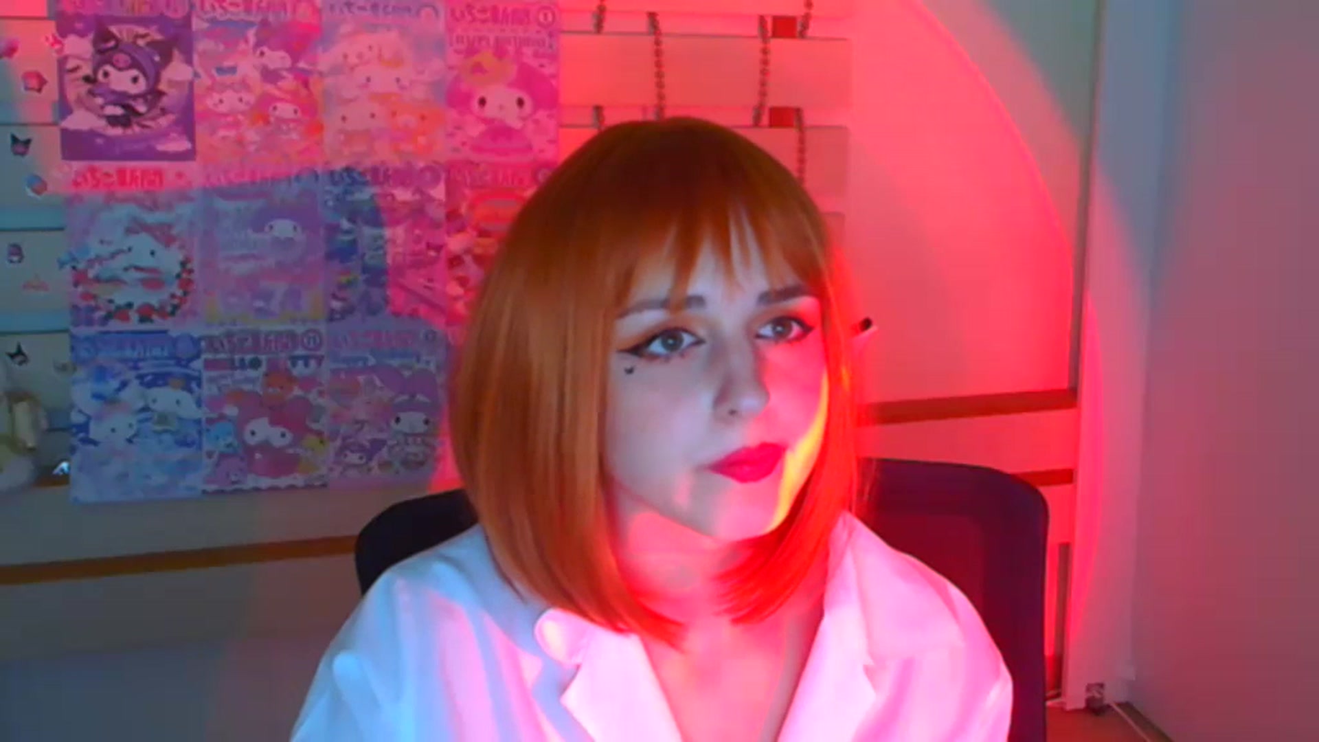 Gallery image thumbnail from Lurenn's myfreecams stream on, 12/29/2023, 12:01 image 15 of 20