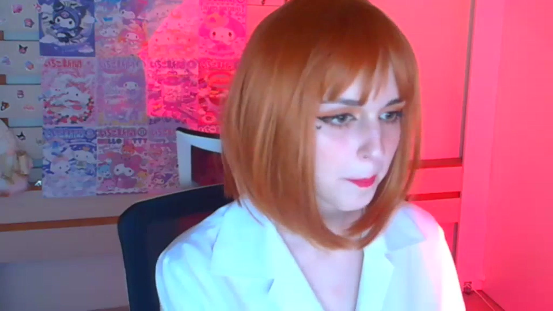 Gallery image thumbnail from Lurenn's myfreecams stream on, 12/29/2023, 13:16 image 14 of 20