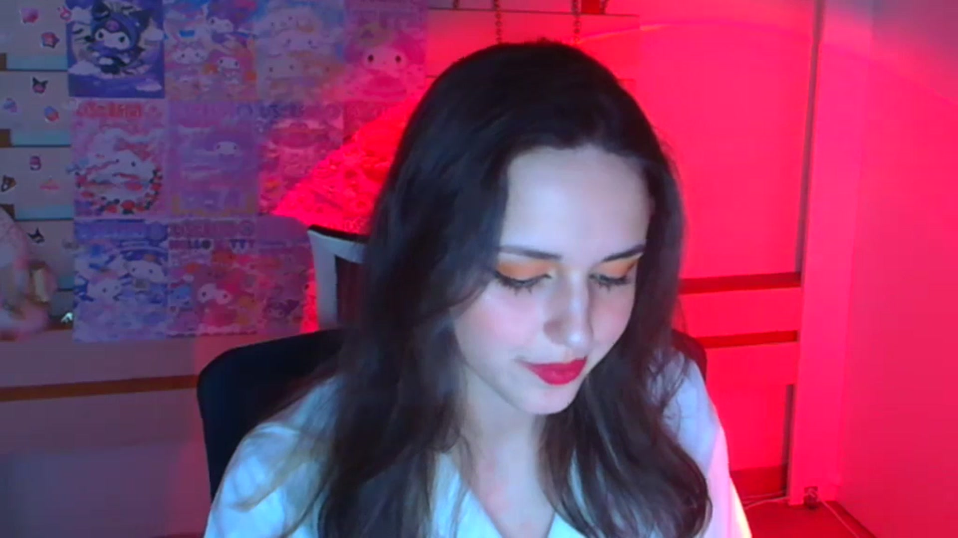 Gallery image thumbnail from Lurenn's myfreecams stream on, 12/29/2023, 14:16 image 19 of 20