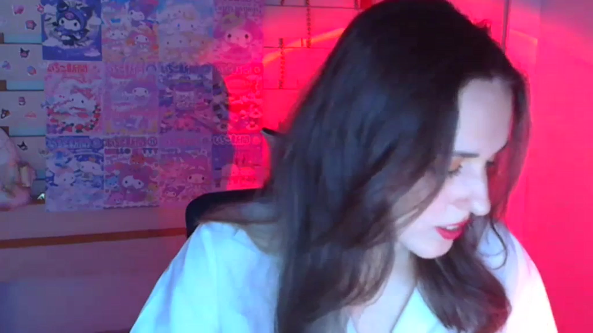 Gallery image thumbnail from Lurenn's myfreecams stream on, 12/29/2023, 14:16 image 18 of 20