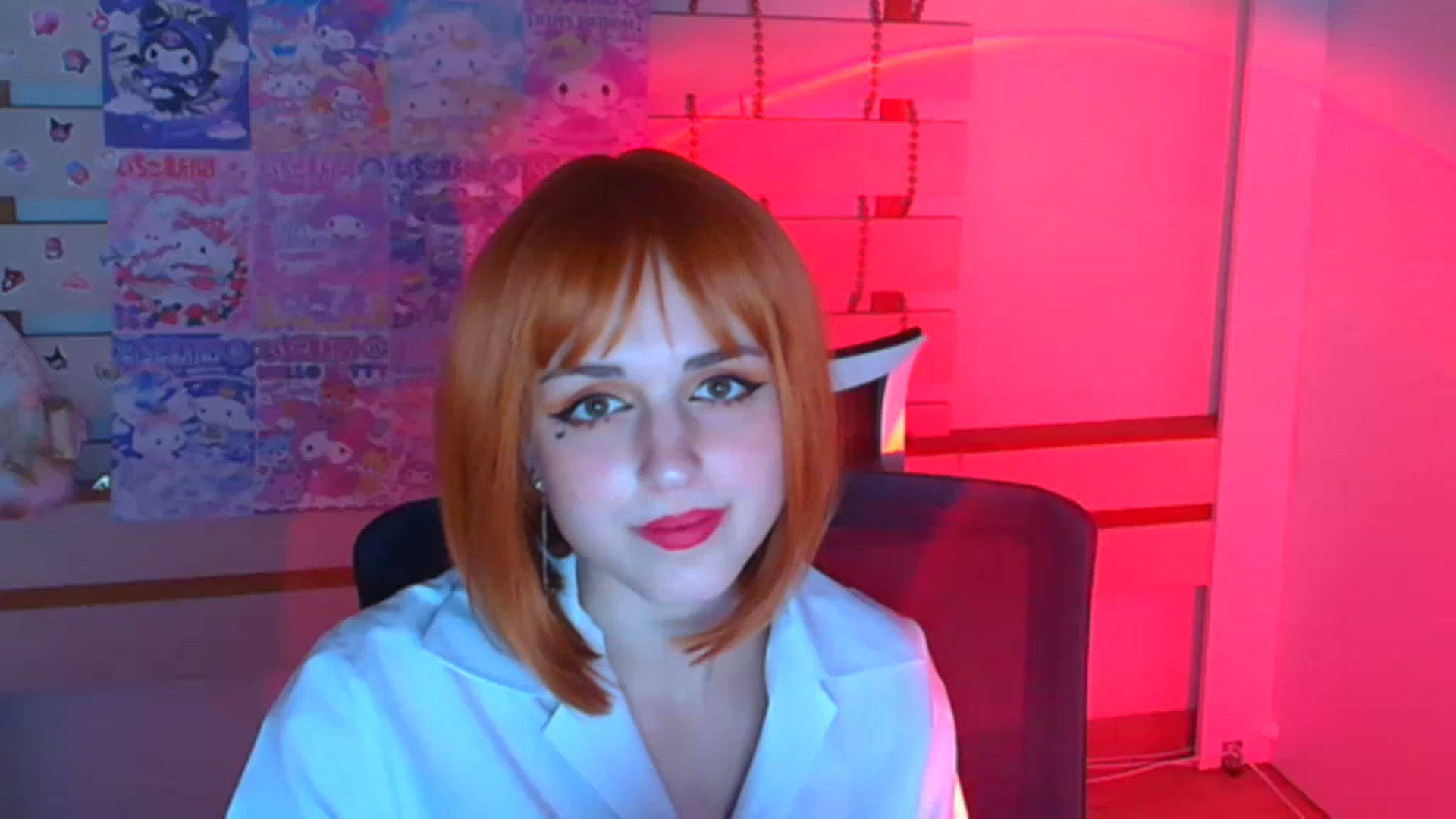 Gallery image thumbnail from Lurenn's myfreecams stream on, 12/29/2023, 14:16 image 12 of 20