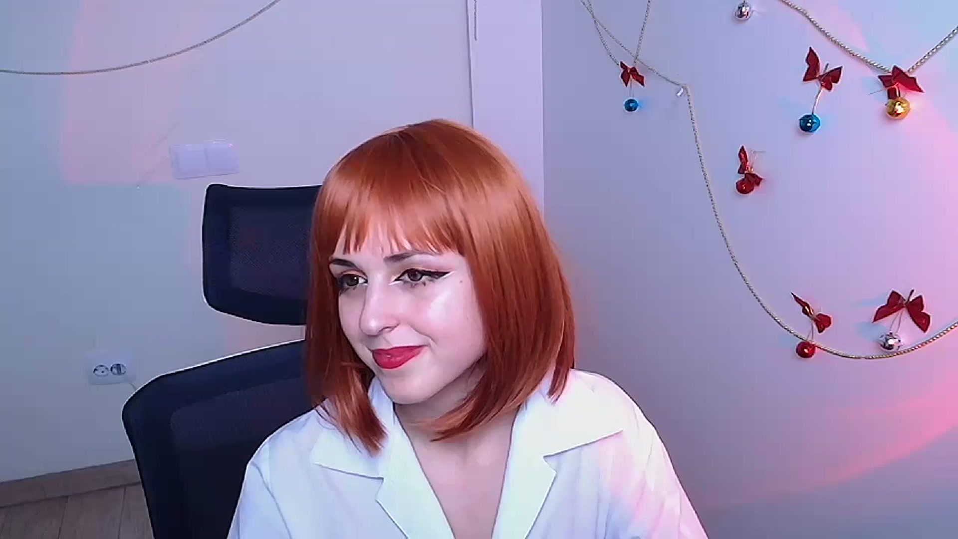 Gallery image thumbnail from Lurenn's myfreecams stream on, 01/21/2024, 15:22 image 5 of 20