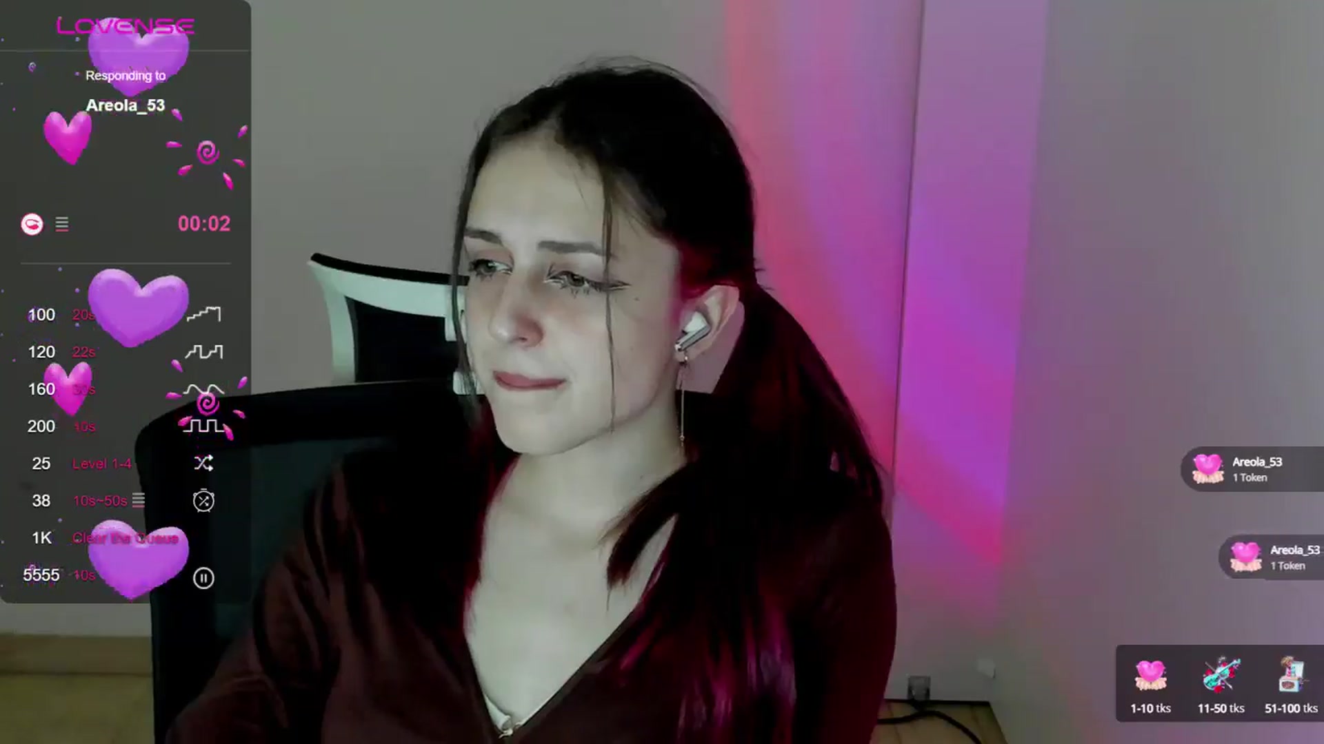 Gallery image thumbnail from Lurenn's myfreecams stream on, 05/12/2024, 13:22 image 15 of 20