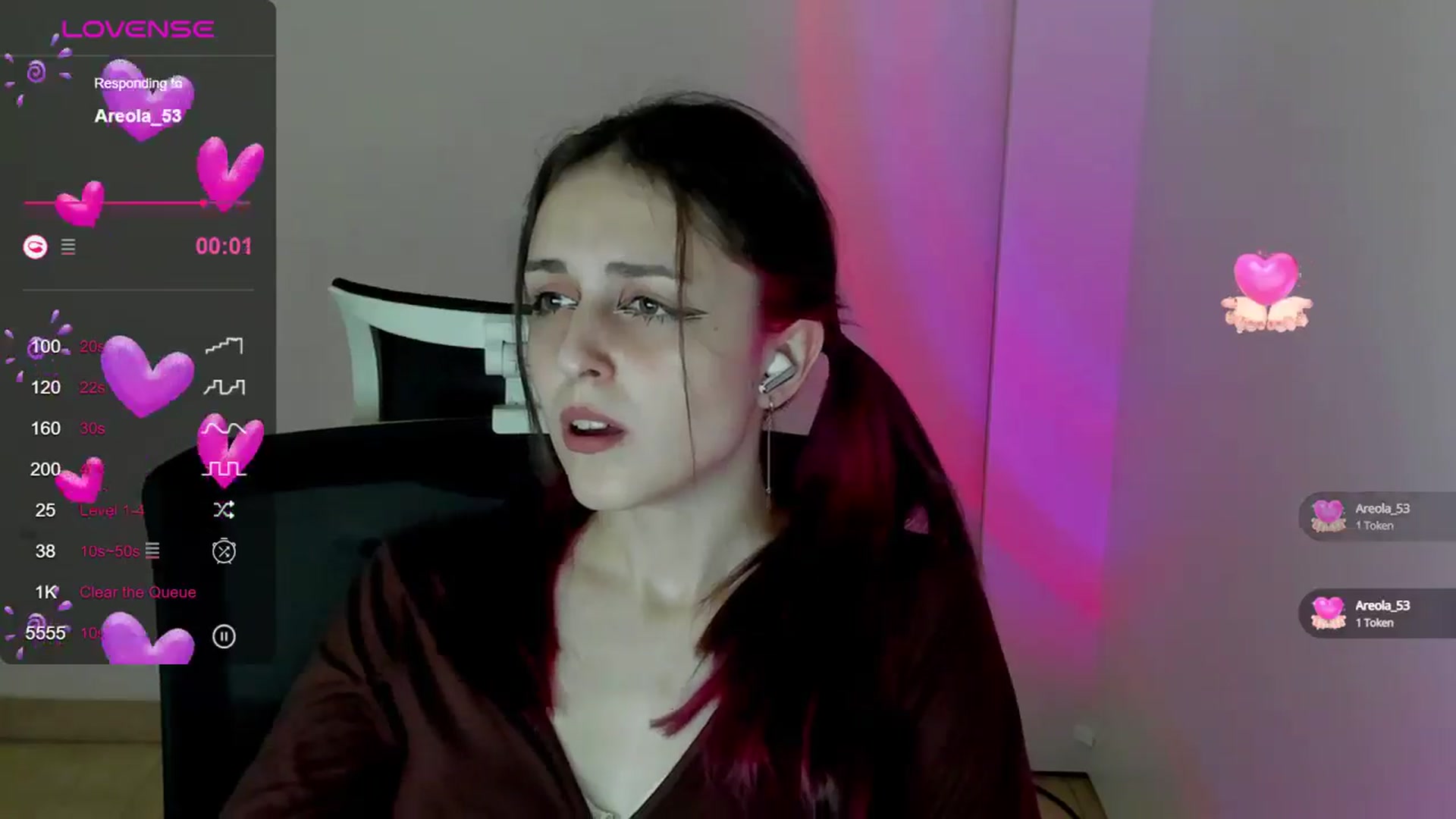 Gallery image thumbnail from Lurenn's myfreecams stream on, 05/12/2024, 13:22 image 17 of 20