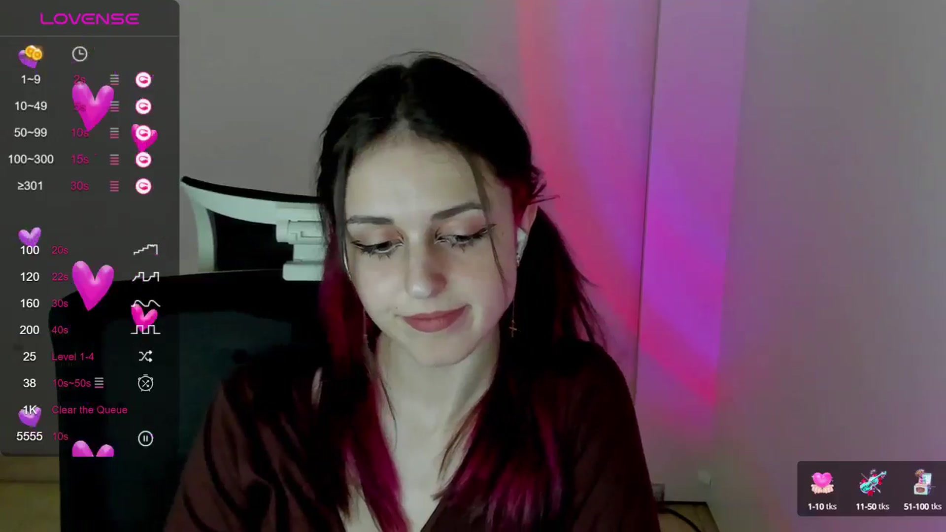 Gallery image thumbnail from Lurenn's myfreecams stream on, 05/12/2024, 13:56 image 5 of 20