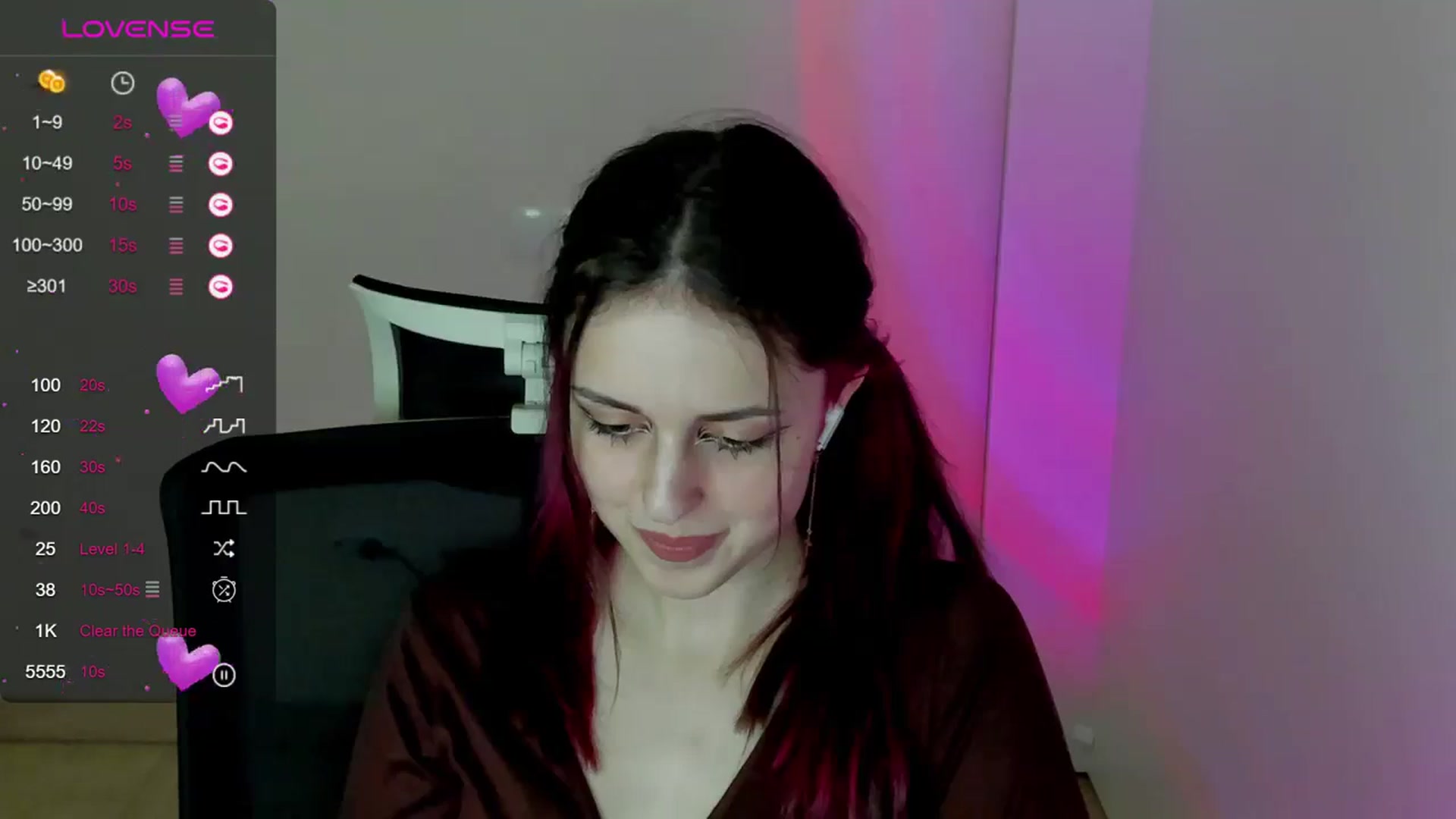 Gallery image thumbnail from Lurenn's myfreecams stream on, 05/12/2024, 13:56 image 2 of 20