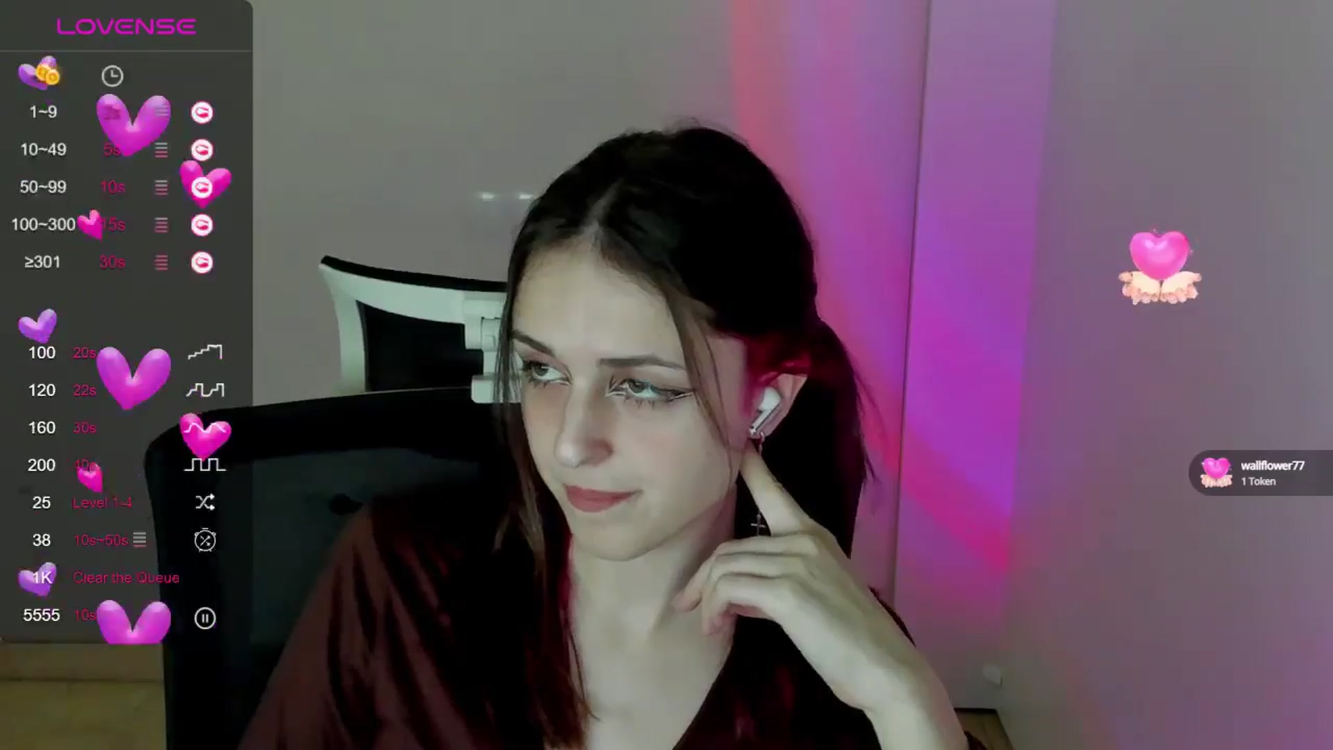 Gallery image thumbnail from Lurenn's myfreecams stream on, 05/12/2024, 15:15 image 5 of 20