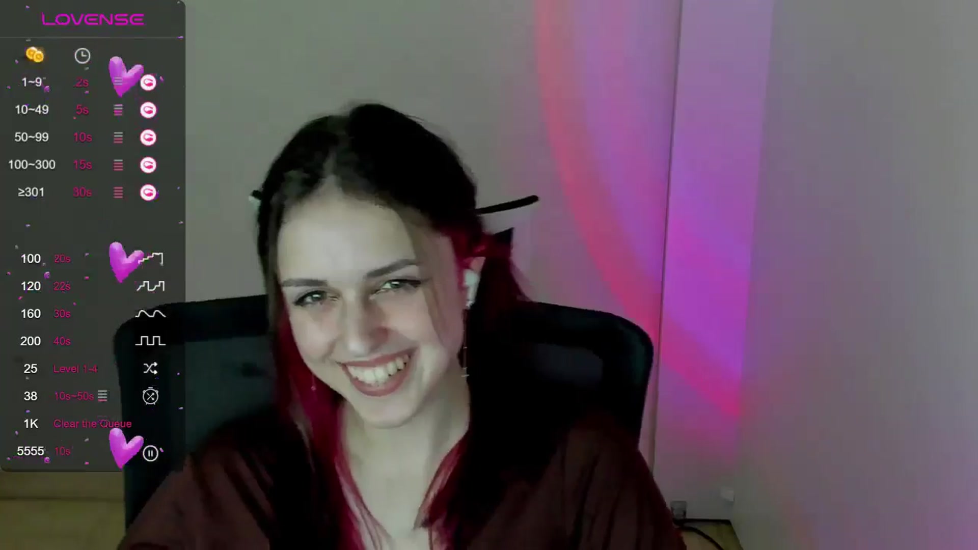 Gallery image thumbnail from Lurenn's myfreecams stream on, 05/12/2024, 15:15 image 18 of 20