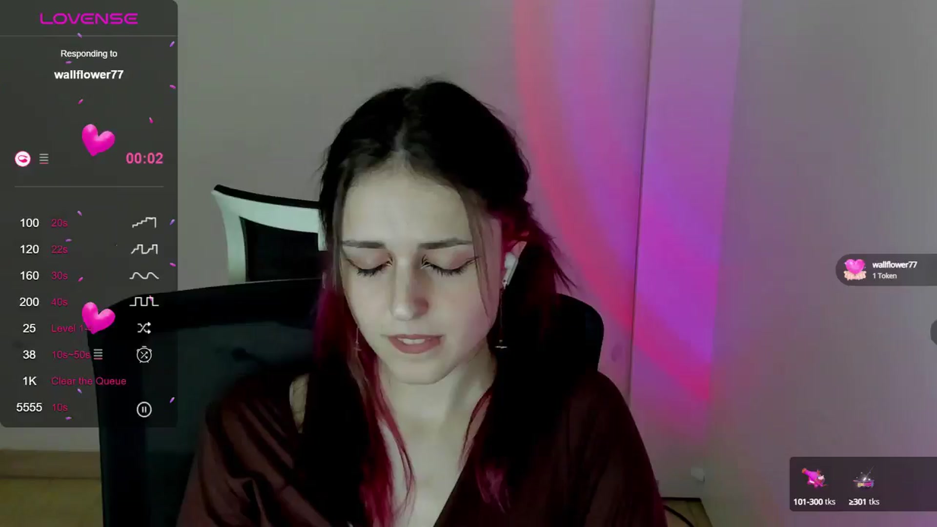 Gallery image thumbnail from Lurenn's myfreecams stream on, 05/12/2024, 15:15 image 16 of 20