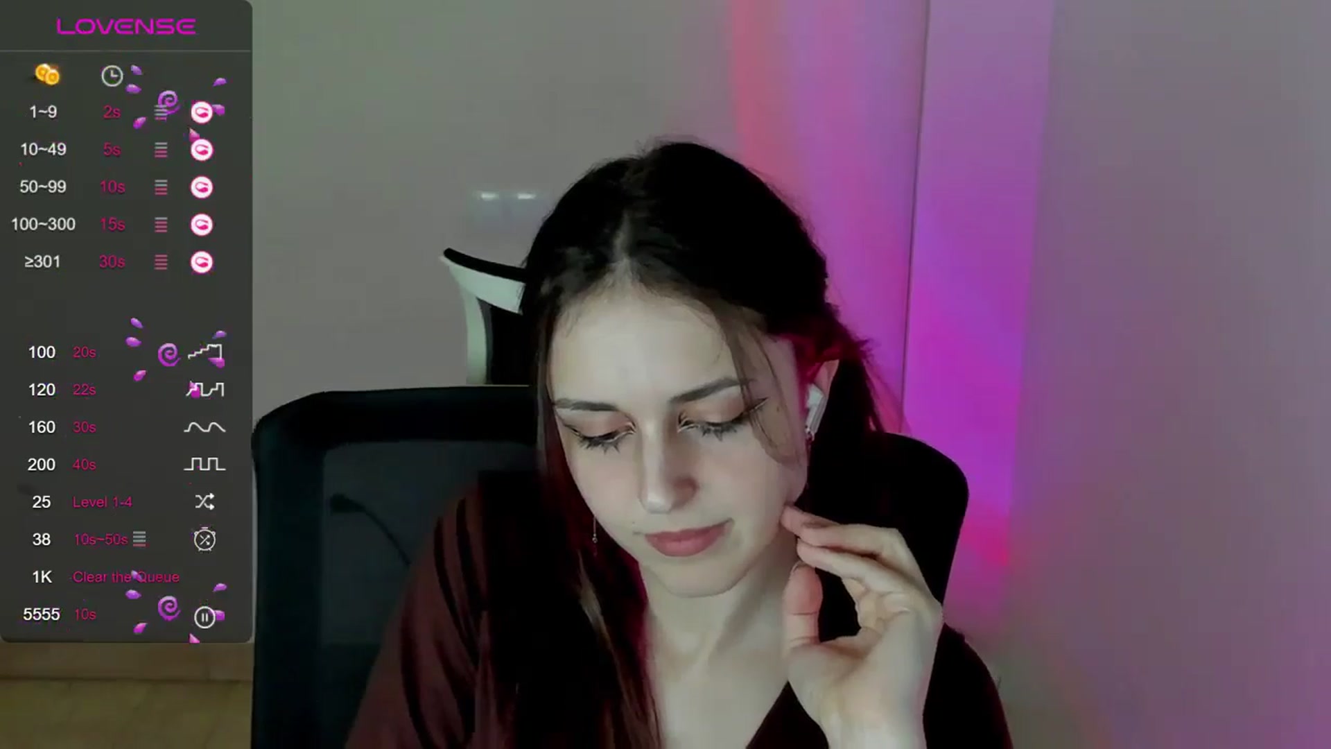 Gallery image thumbnail from Lurenn's myfreecams stream on, 05/12/2024, 15:15 image 4 of 20