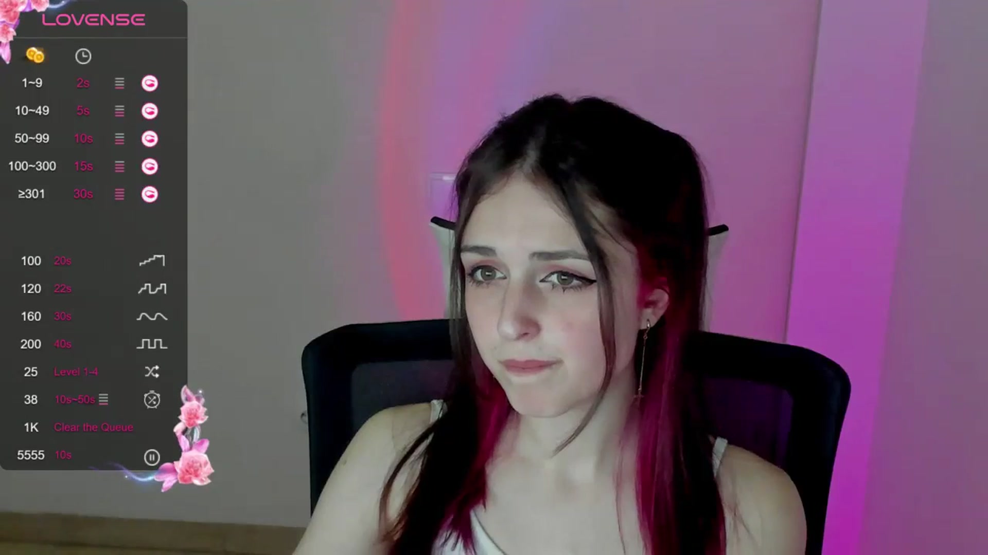 Gallery image thumbnail from Lurenn's myfreecams stream on, 05/17/2024, 13:35 image 16 of 20