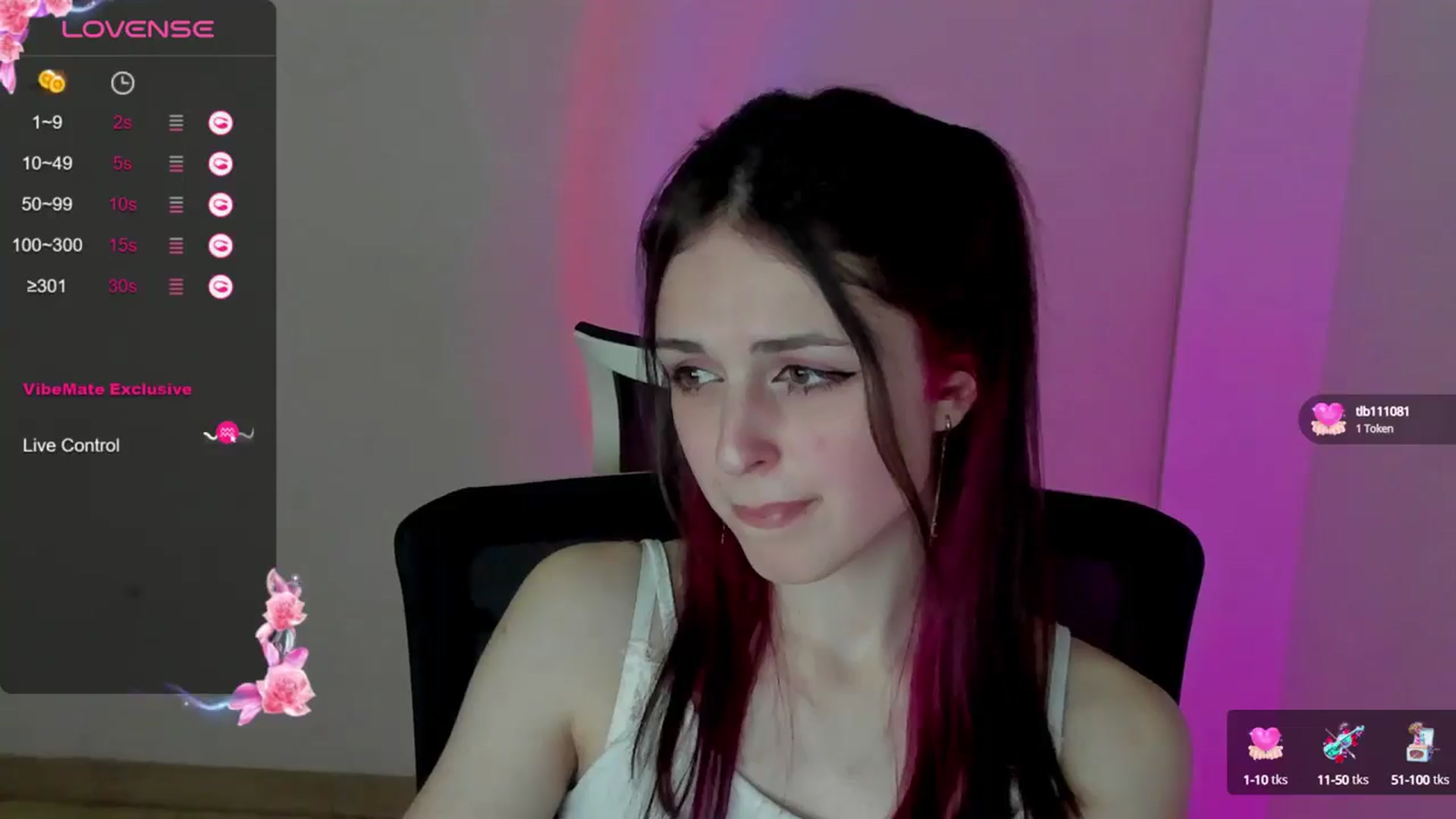 Gallery image thumbnail from Lurenn's myfreecams stream on, 05/17/2024, 13:35 image 10 of 20