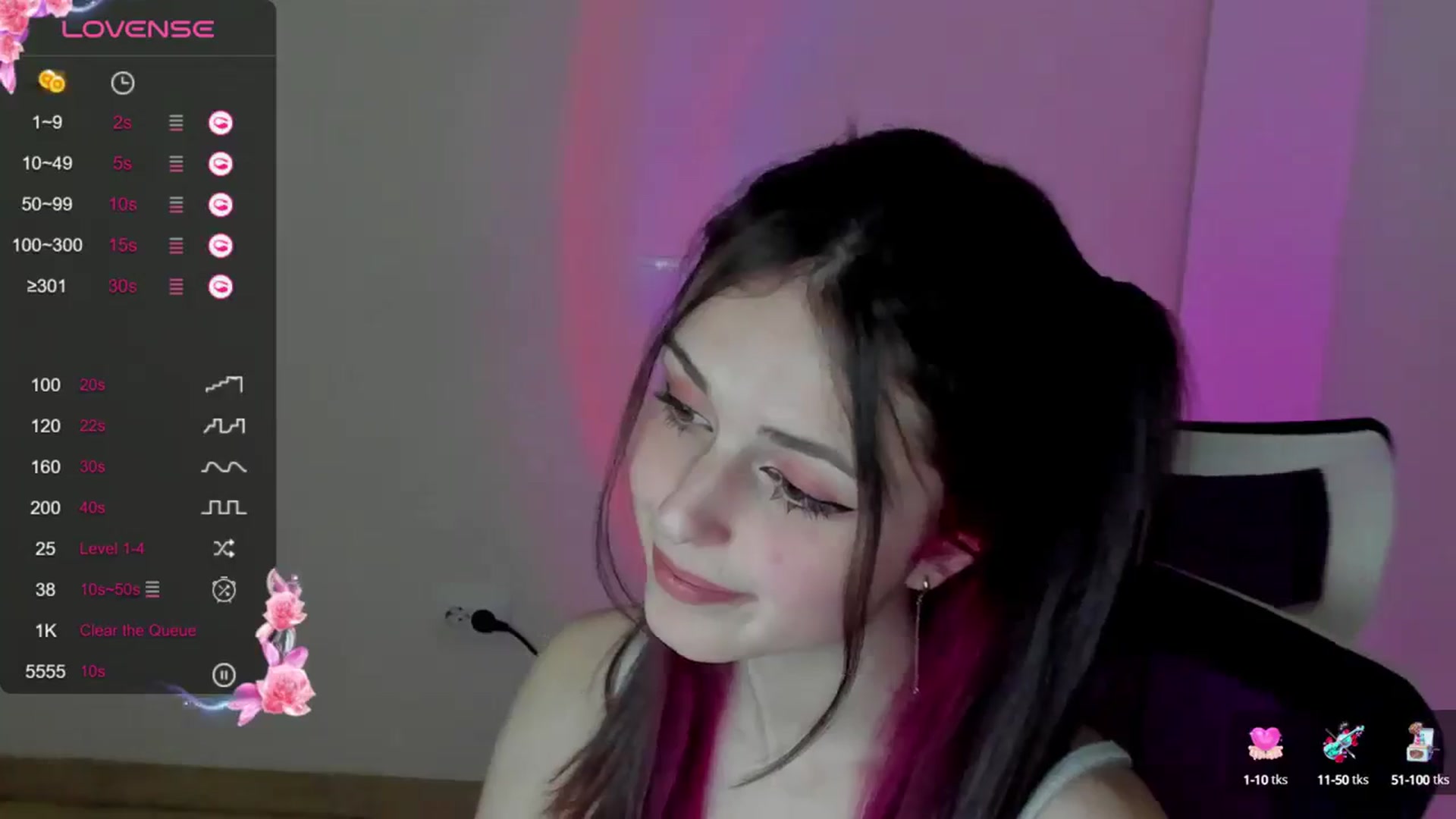 Gallery image thumbnail from Lurenn's myfreecams stream on, 05/17/2024, 13:35 image 20 of 20