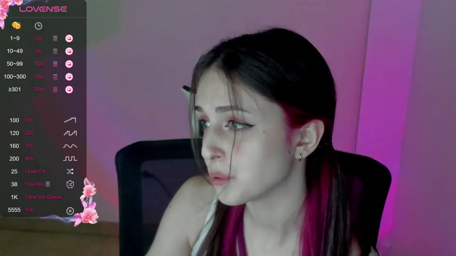Gallery image thumbnail from Lurenn's myfreecams stream on, 05/17/2024, 17:18 image 10 of 20