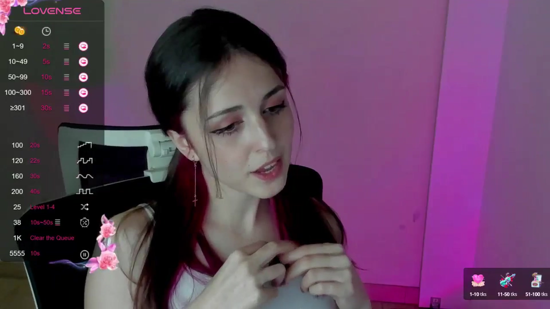 Gallery image thumbnail from Lurenn's myfreecams stream on, 05/17/2024, 17:18 image 8 of 20