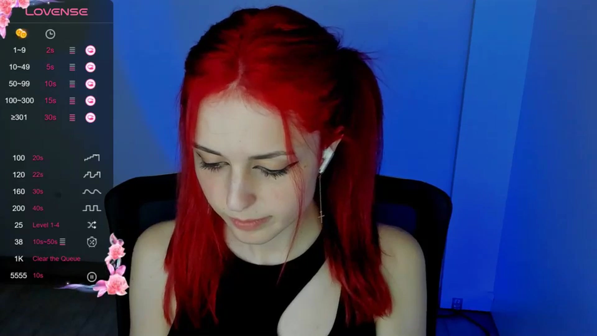 Gallery image thumbnail from Lurenn's myfreecams stream on, 05/24/2024, 12:23 image 10 of 20