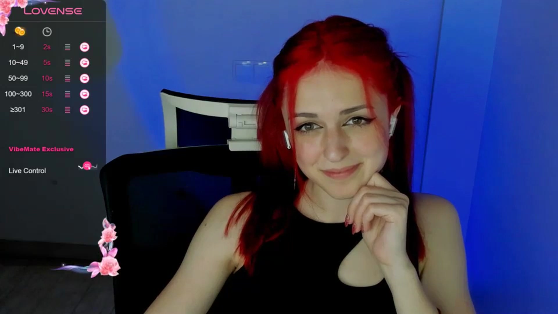 Gallery image thumbnail from Lurenn's myfreecams stream on, 05/24/2024, 12:23 image 20 of 20