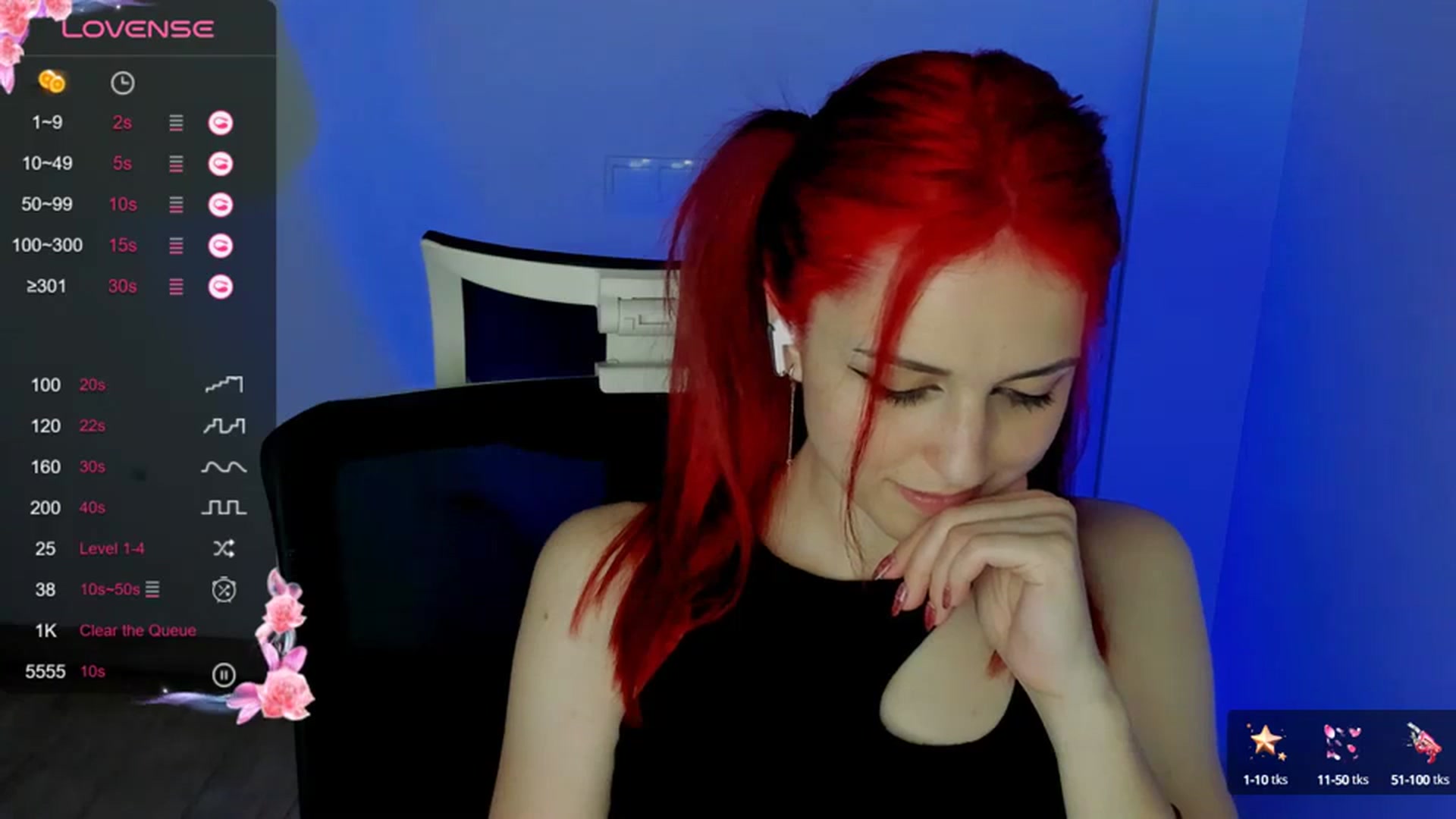 Gallery image thumbnail from Lurenn's myfreecams stream on, 05/24/2024, 12:23 image 16 of 20
