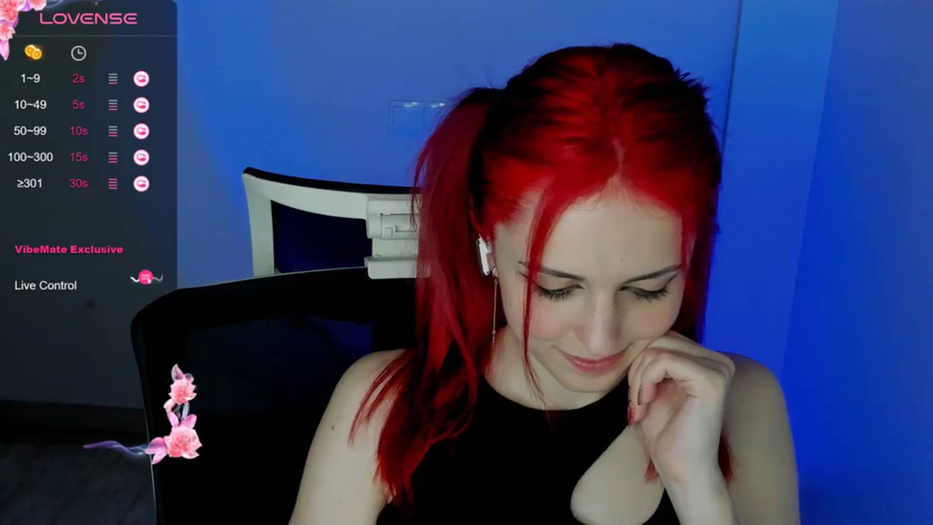 Gallery image thumbnail from Lurenn's myfreecams stream on, 05/24/2024, 12:23 image 15 of 20