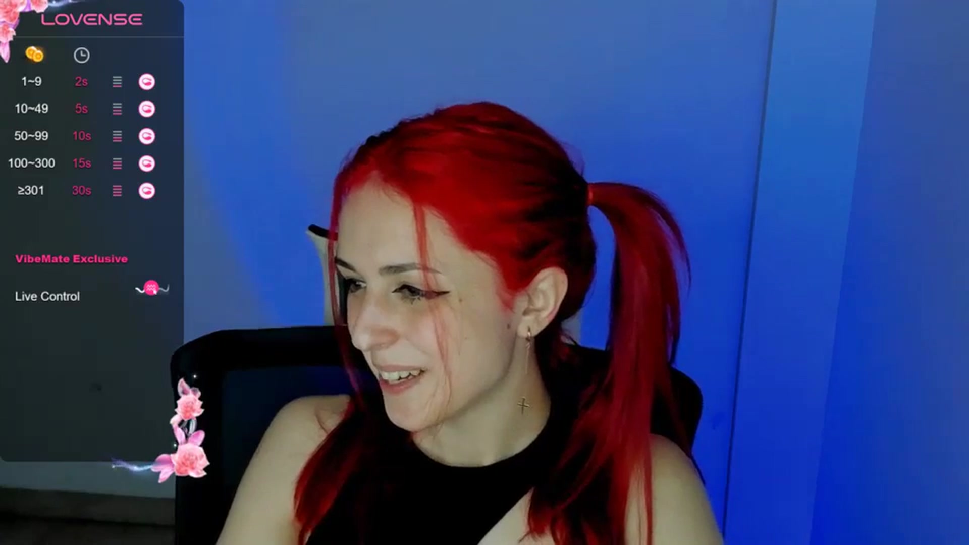 Gallery image thumbnail from Lurenn's myfreecams stream on, 05/24/2024, 13:35 image 2 of 20