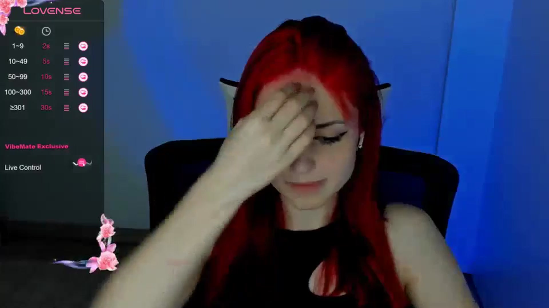 Gallery image thumbnail from Lurenn's myfreecams stream on, 05/24/2024, 14:35 image 8 of 20