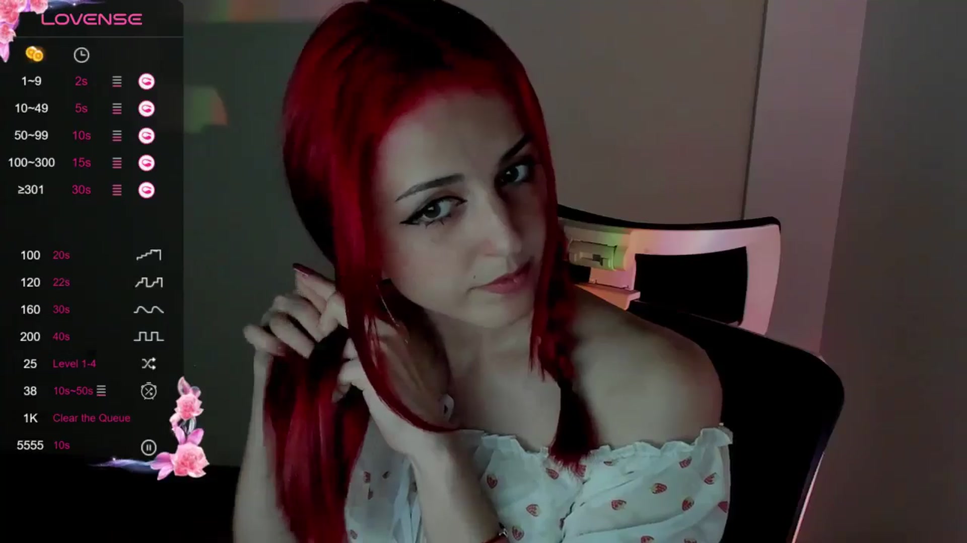 Gallery image thumbnail from Lurenn's myfreecams stream on, 05/25/2024, 10:57 image 4 of 20