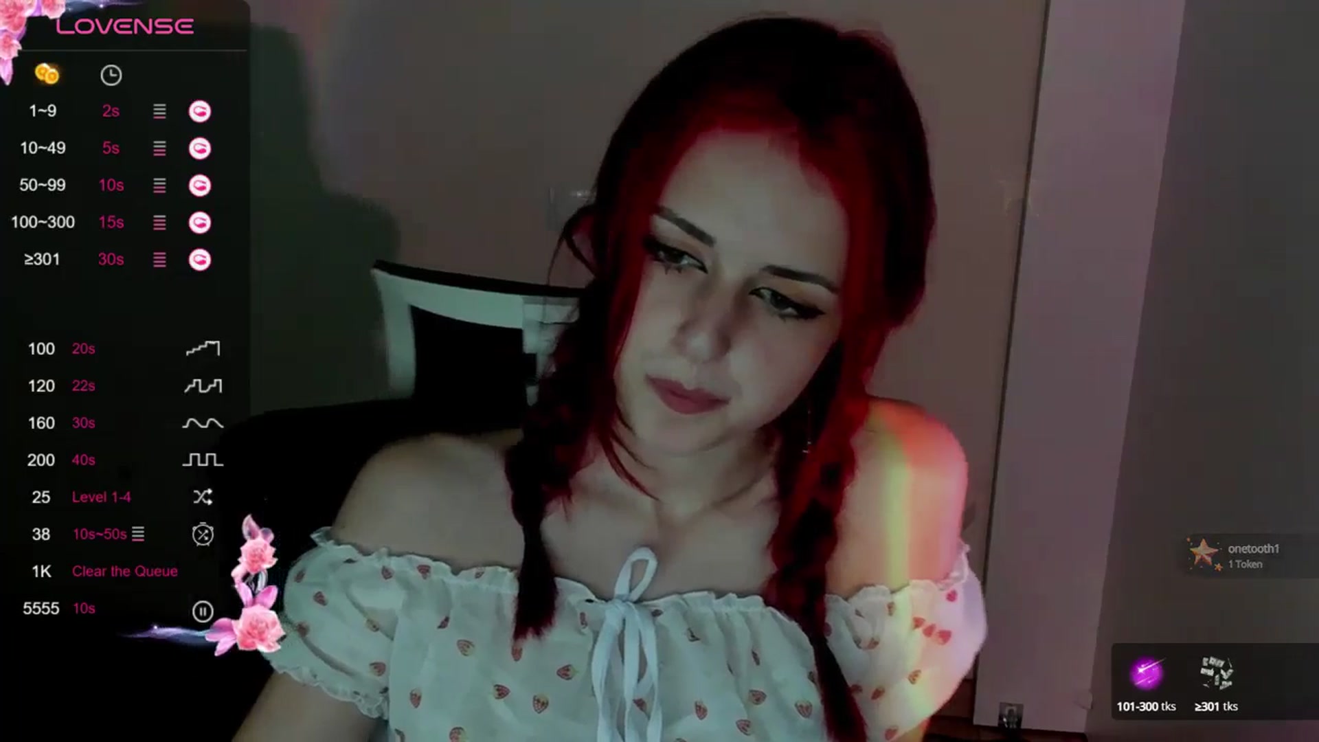 Gallery image thumbnail from Lurenn's myfreecams stream on, 05/25/2024, 11:51 image 18 of 20