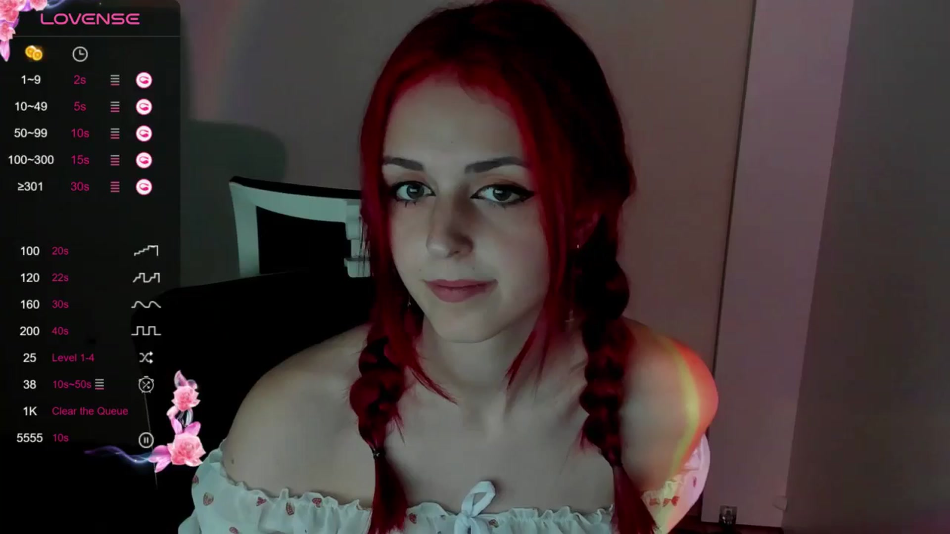 Gallery image thumbnail from Lurenn's myfreecams stream on, 05/25/2024, 11:51 image 10 of 20