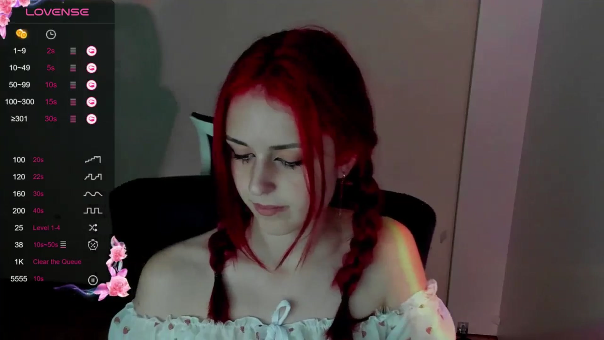 Gallery image thumbnail from Lurenn's myfreecams stream on, 05/25/2024, 11:51 image 4 of 20