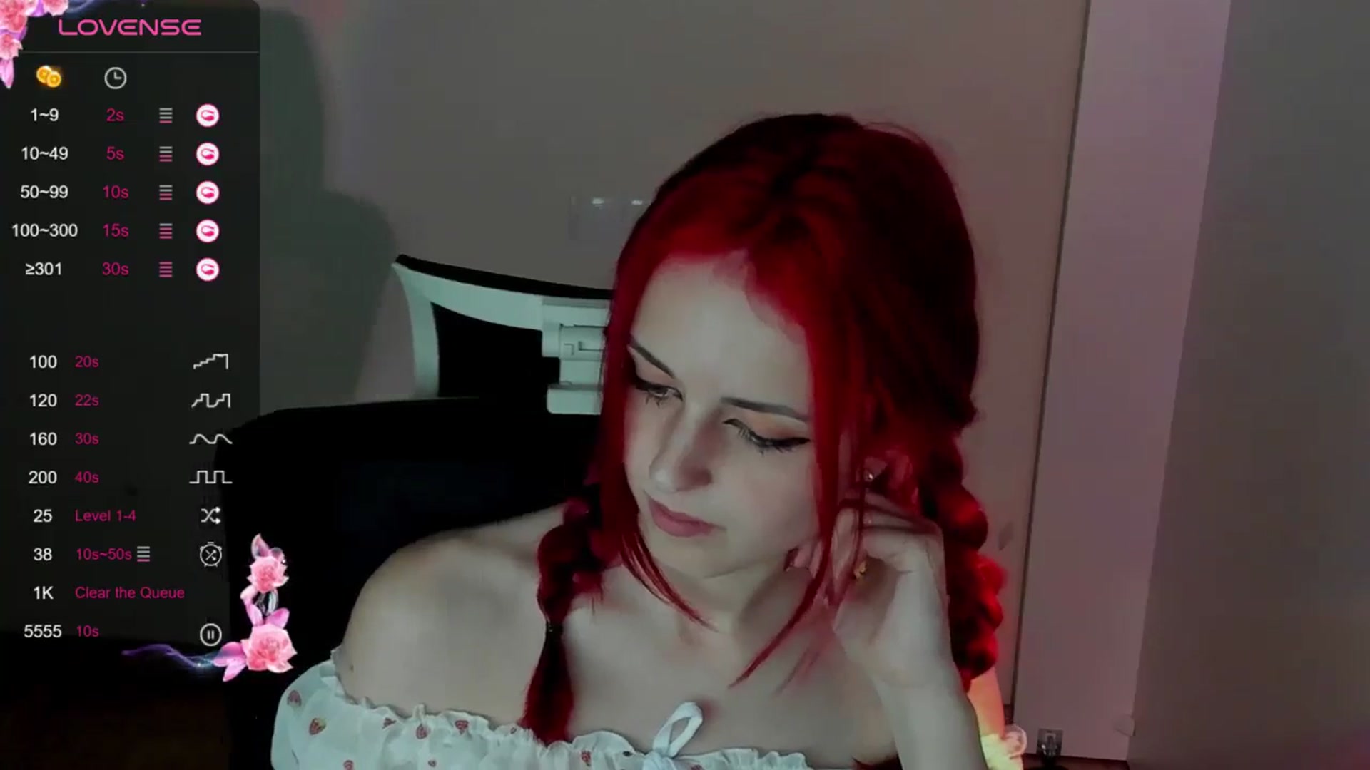 Gallery image thumbnail from Lurenn's myfreecams stream on, 05/25/2024, 11:51 image 2 of 20