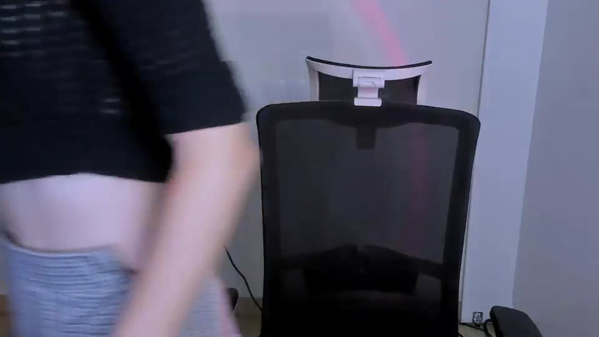 Gallery image thumbnail from Lurenn's myfreecams stream on, 07/04/2024, 09:09 image 6 of 20