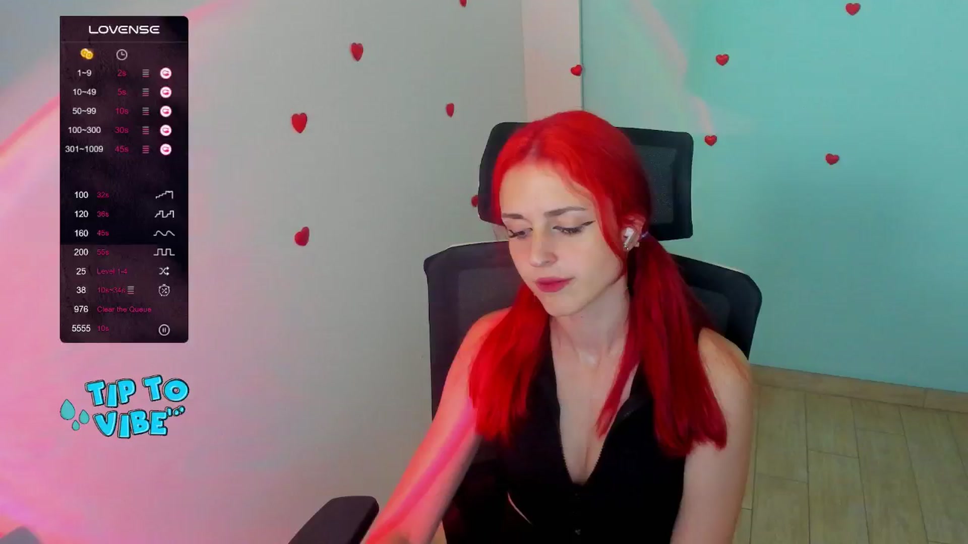 Gallery image thumbnail from Lurenn's myfreecams stream on, 07/05/2024, 15:09 image 6 of 20