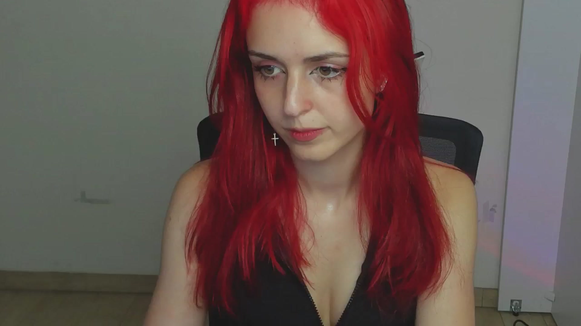 Gallery image thumbnail from Lurenn's myfreecams stream on, 07/06/2024, 17:36 image 20 of 20