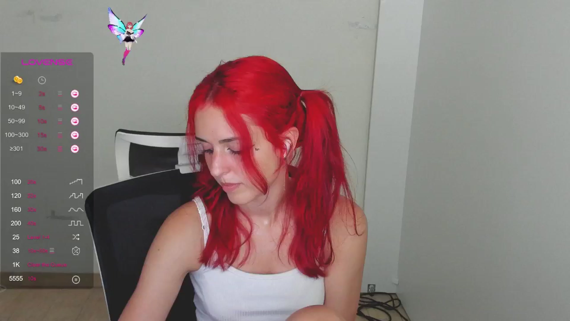 Gallery image thumbnail from Lurenn's myfreecams stream on, 07/19/2024, 16:34 image 1 of 20