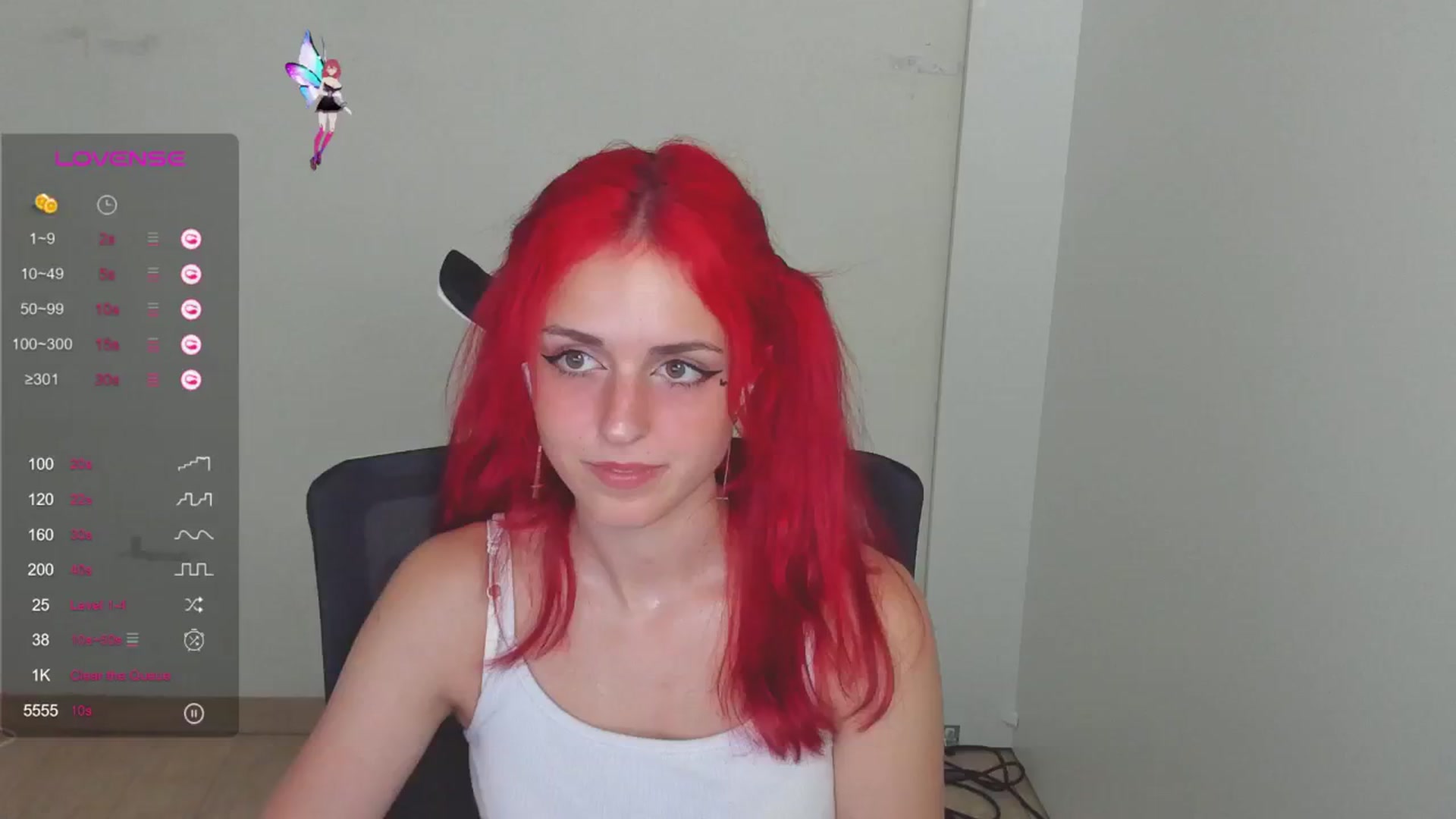 Gallery image thumbnail from Lurenn's myfreecams stream on, 07/19/2024, 16:34 image 13 of 20