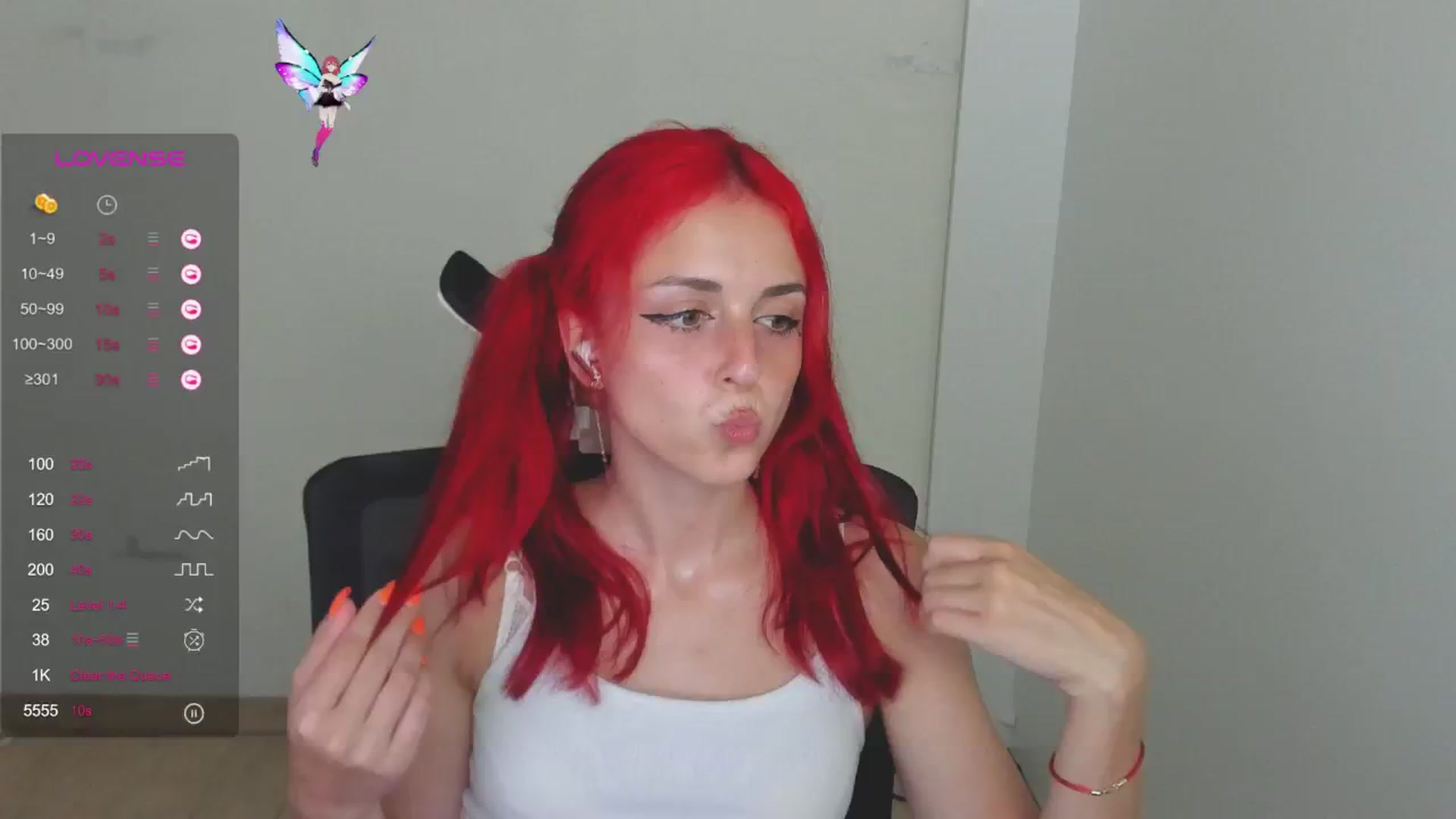 Gallery image thumbnail from Lurenn's myfreecams stream on, 07/19/2024, 16:34 image 7 of 20