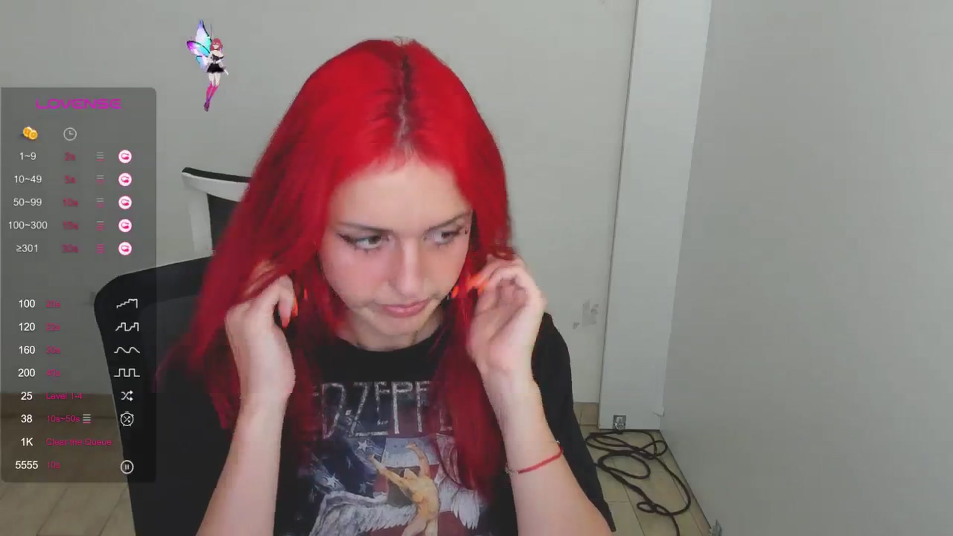Gallery image thumbnail from Lurenn's myfreecams stream on, 07/20/2024, 13:14 image 7 of 20