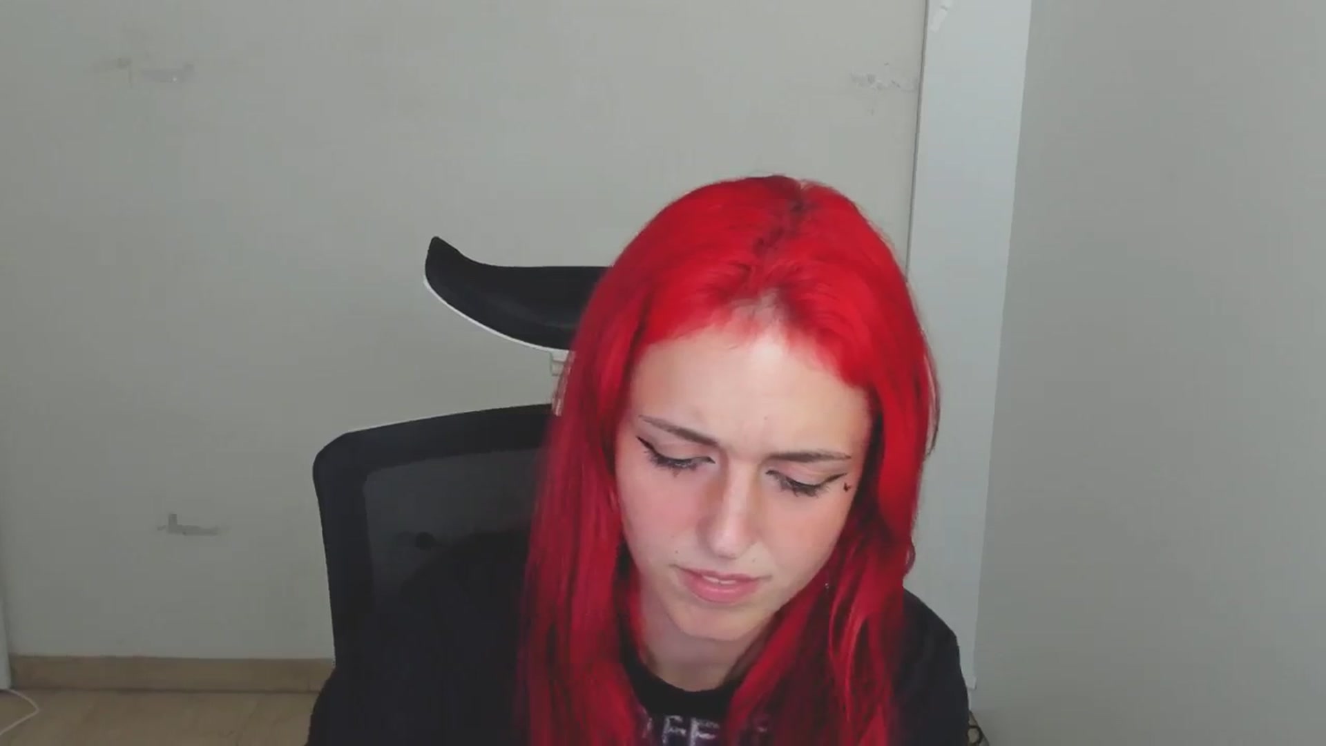 Gallery image thumbnail from Lurenn's myfreecams stream on, 07/20/2024, 15:06 image 5 of 20