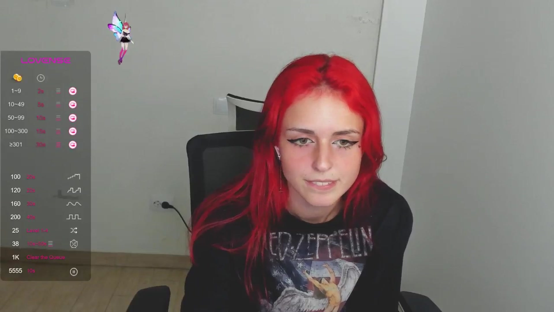 Gallery image thumbnail from Lurenn's myfreecams stream on, 07/20/2024, 17:59 image 12 of 20