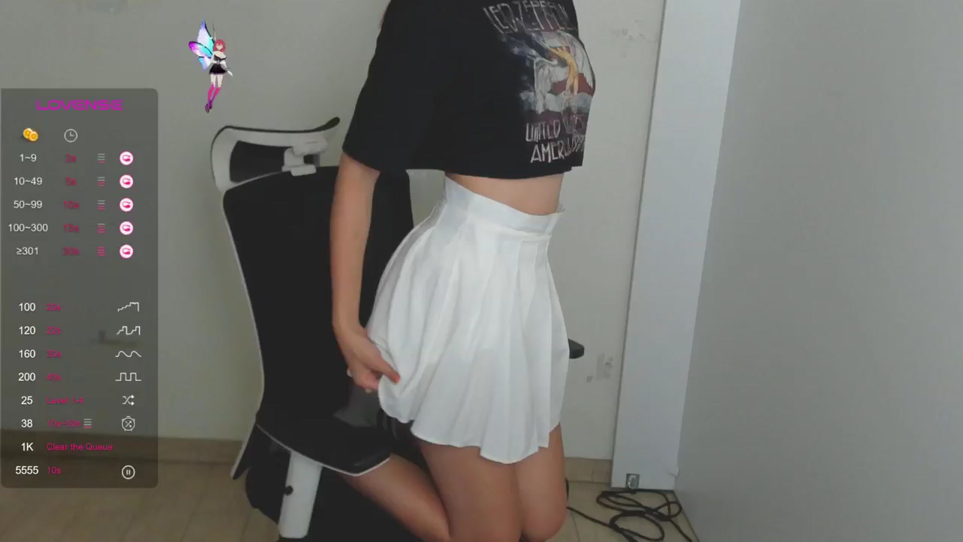 Gallery image thumbnail from Lurenn's myfreecams stream on, 07/20/2024, 17:59 image 1 of 20